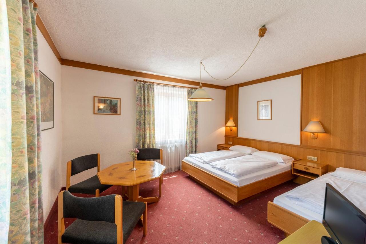 Hotel Walter San Candido Esterno foto